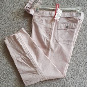 New with tags cropped pants